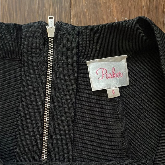 Parker Black Pleated Skirt - Picture 5 of 5